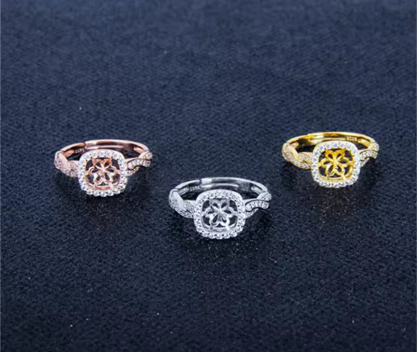 Adjustable size square ring