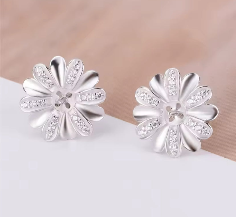 Flower studs