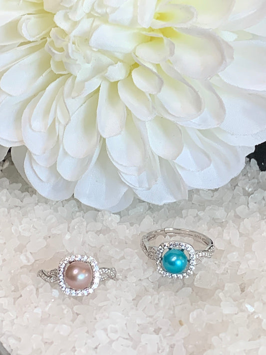 Adjustable size square ring