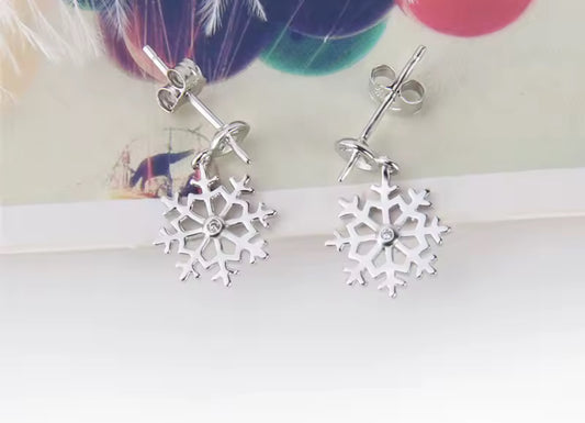 Snowflake earring 3